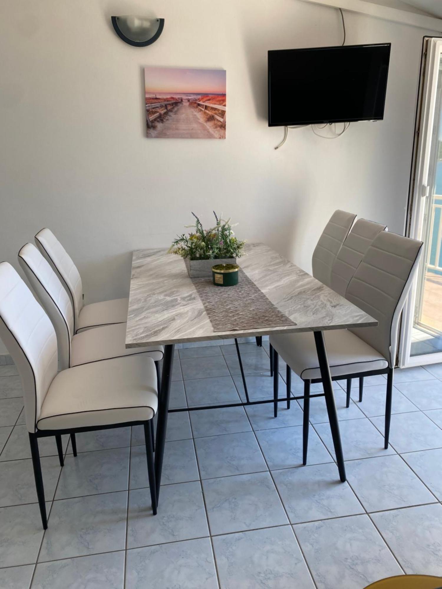 Apartment Ante