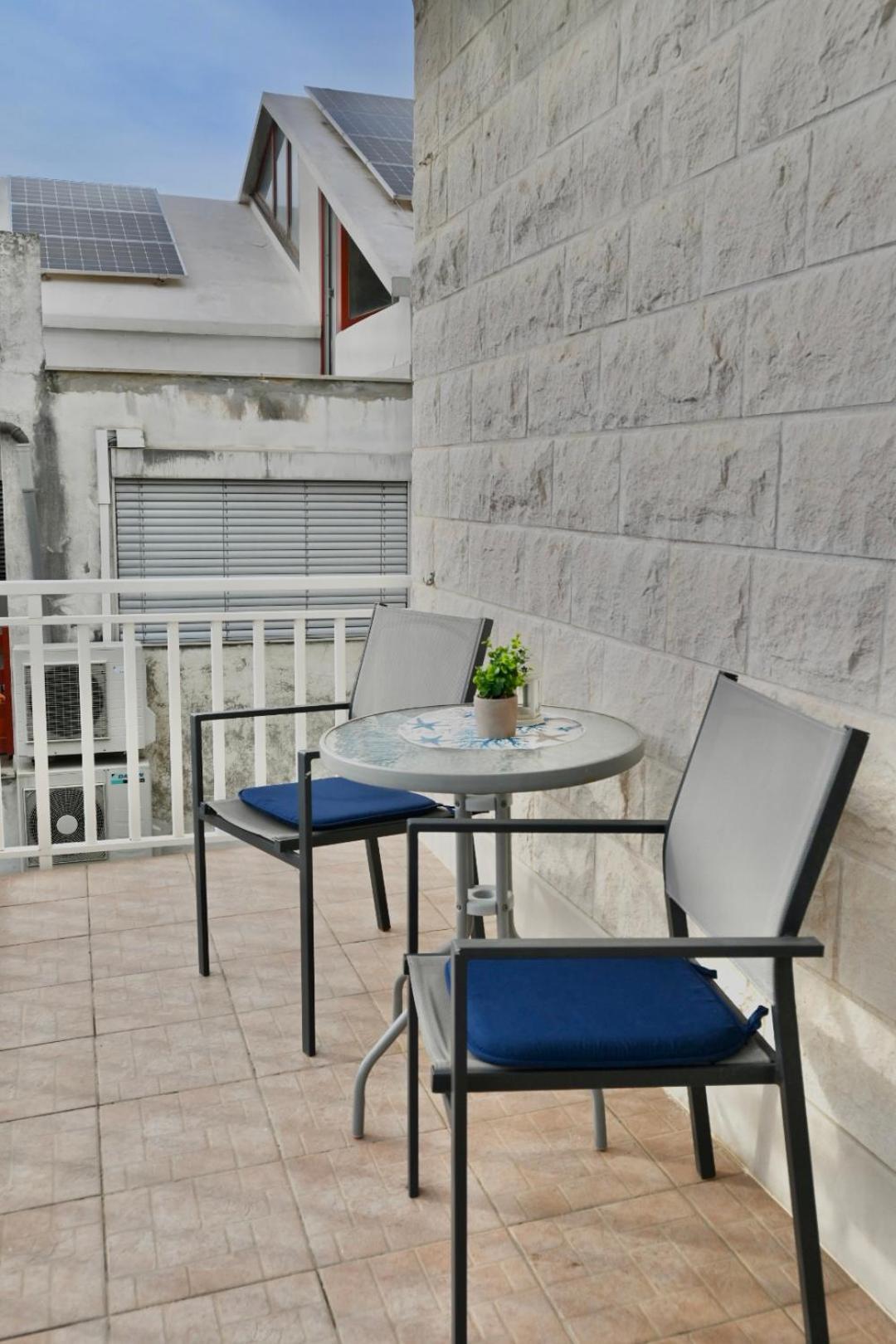 Ante Apartment Blace